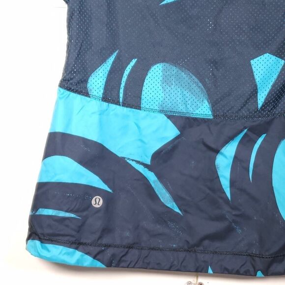 Lululemon Women's PackIt Sz4 Blue Lightweight Hooded Athletic Running Vest - Picture 9 of 11